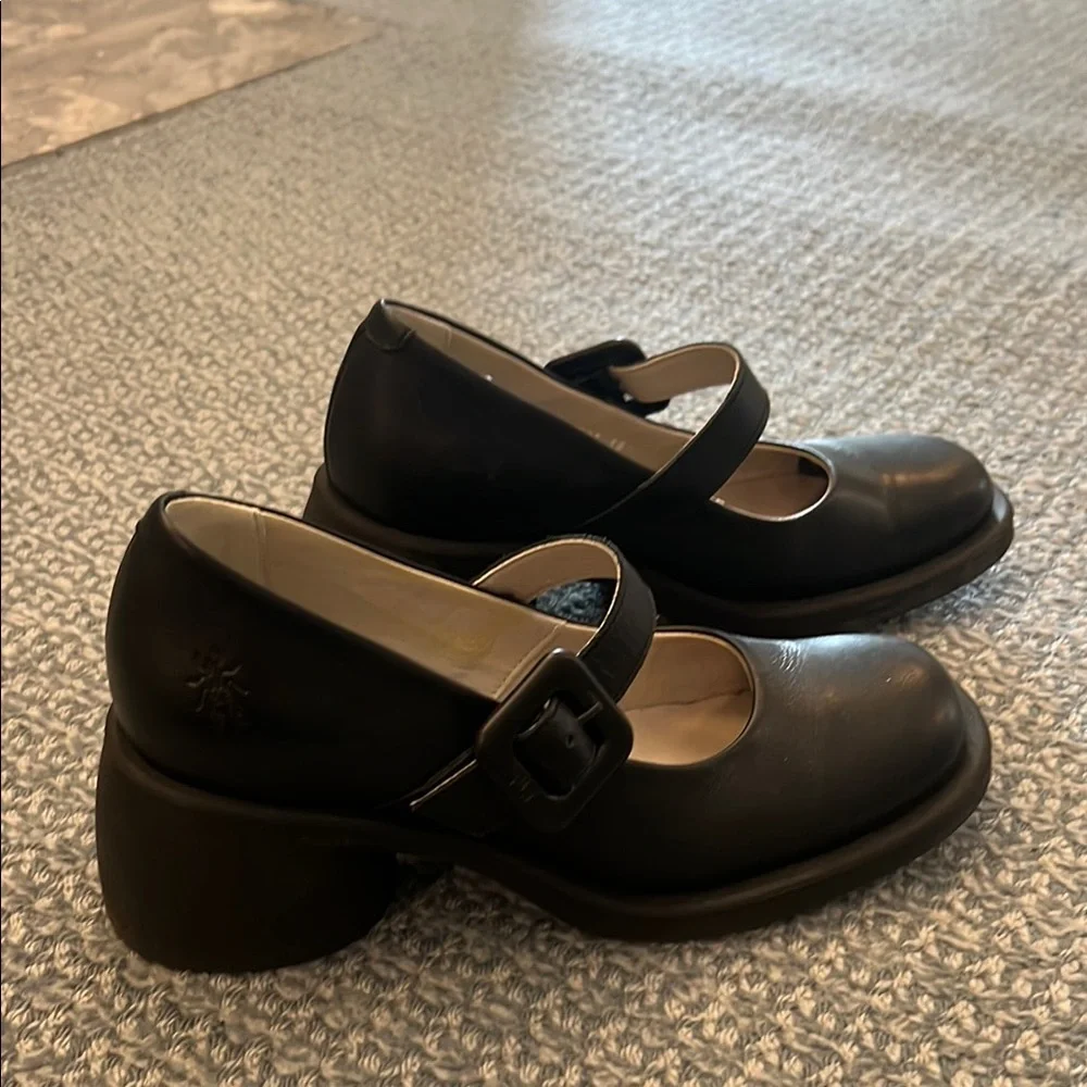 Fly London Black Dress Mary Jane Flats - Picture 2 of 4
